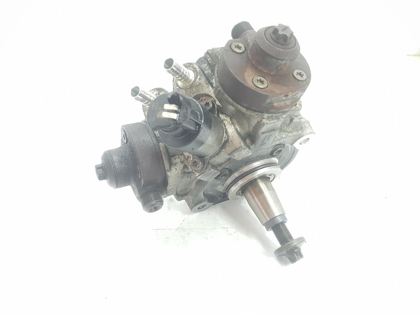 BMW 6 Series F06/F12/F13 (2010-2018) High Pressure Fuel Pump 13517824476, 7824476 19931009