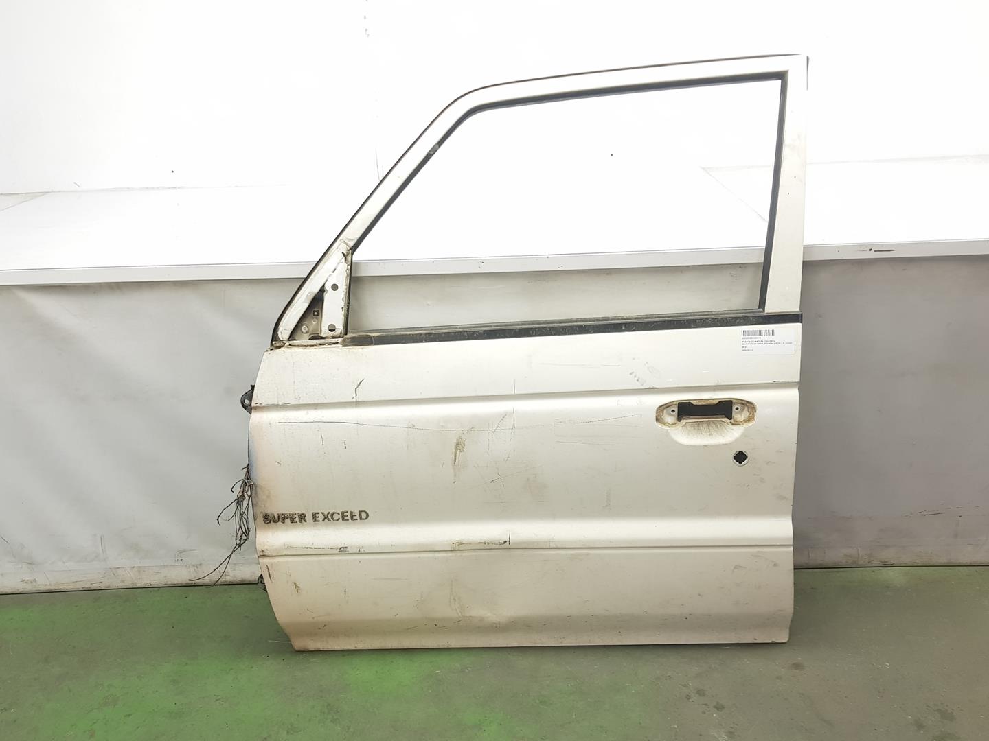 MITSUBISHI Pajero 2 generation (1991-1999) Front Left Door MR439493,MR439493 19749828