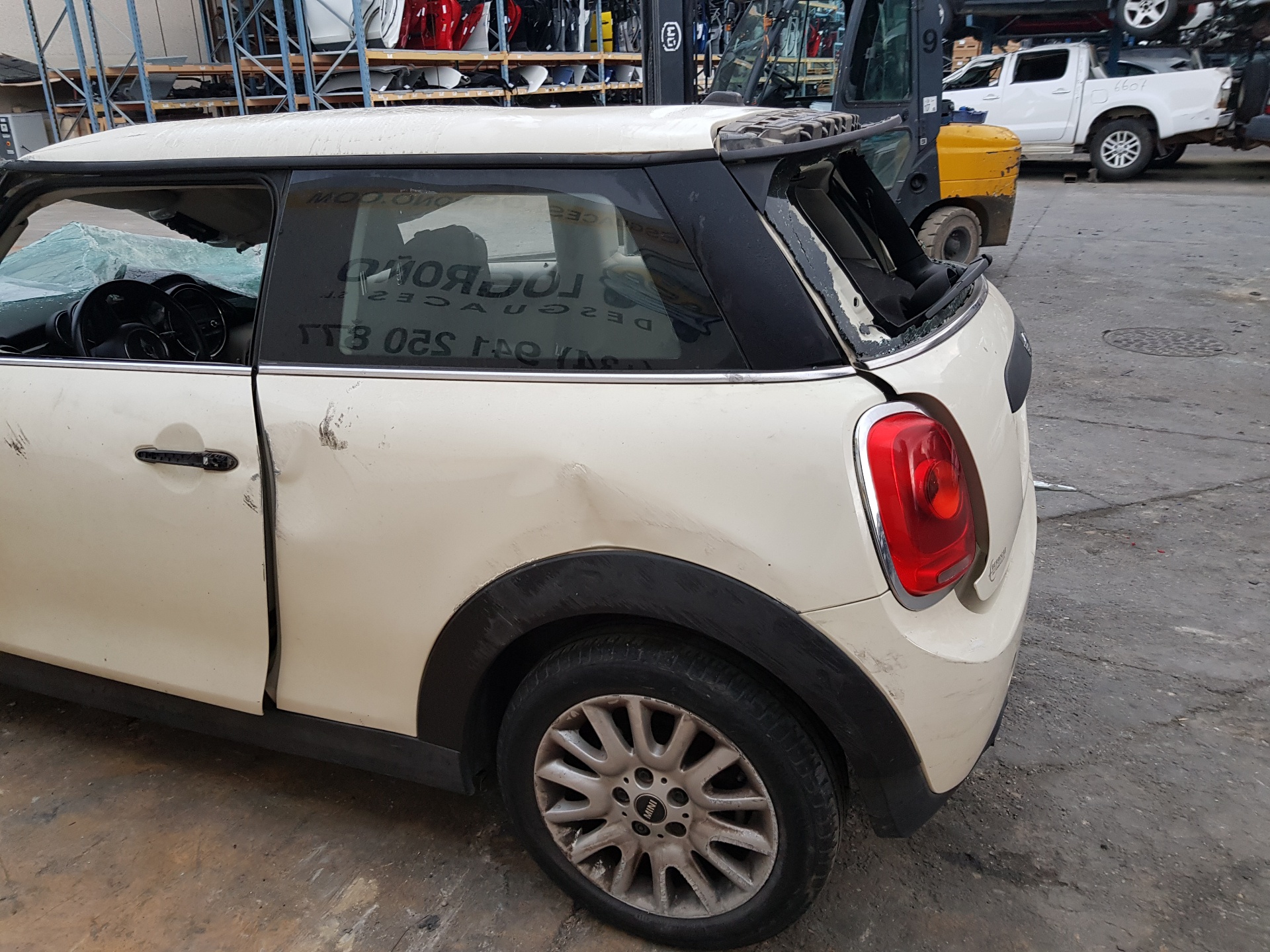 MINI Cooper F56 (2013-2020) Bal hátsó kerékagy orsója 15677210,8842877 23751540