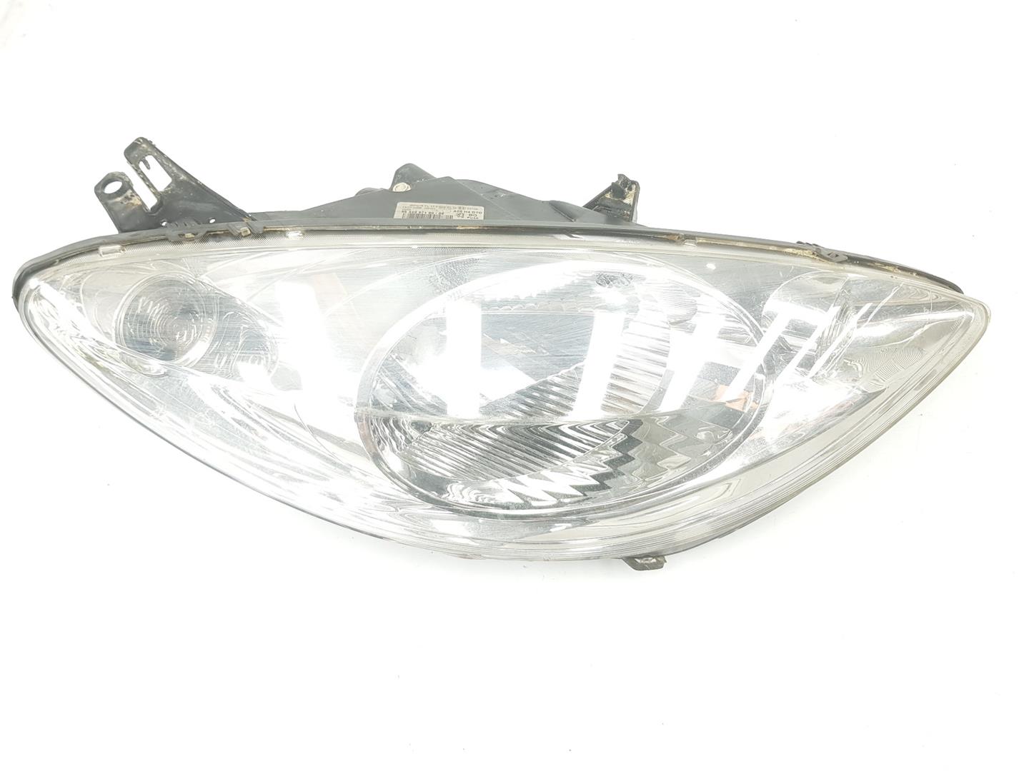 Faro derecho KFV 9644997180 de Peugeot 1007 (km_) 2005-2010 75 CV con 128028 km