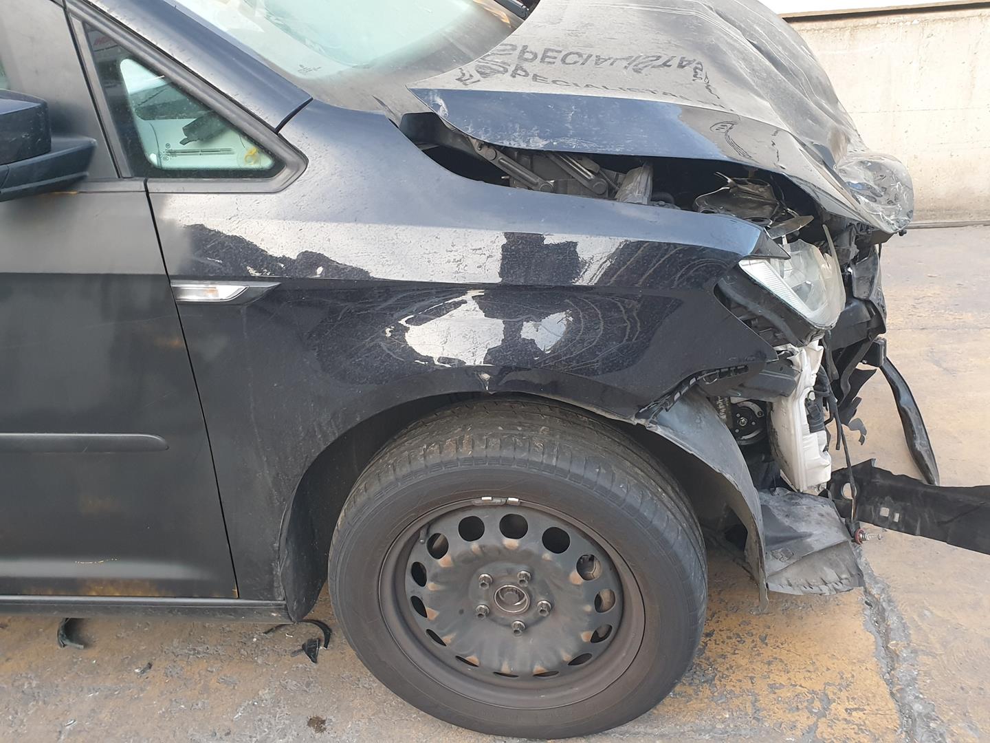 VOLKSWAGEN Caddy 4 generation (2015-2020) Маторчик стеклоподъемника передней левой двери 2K5959701A,2K5959701A 19904922