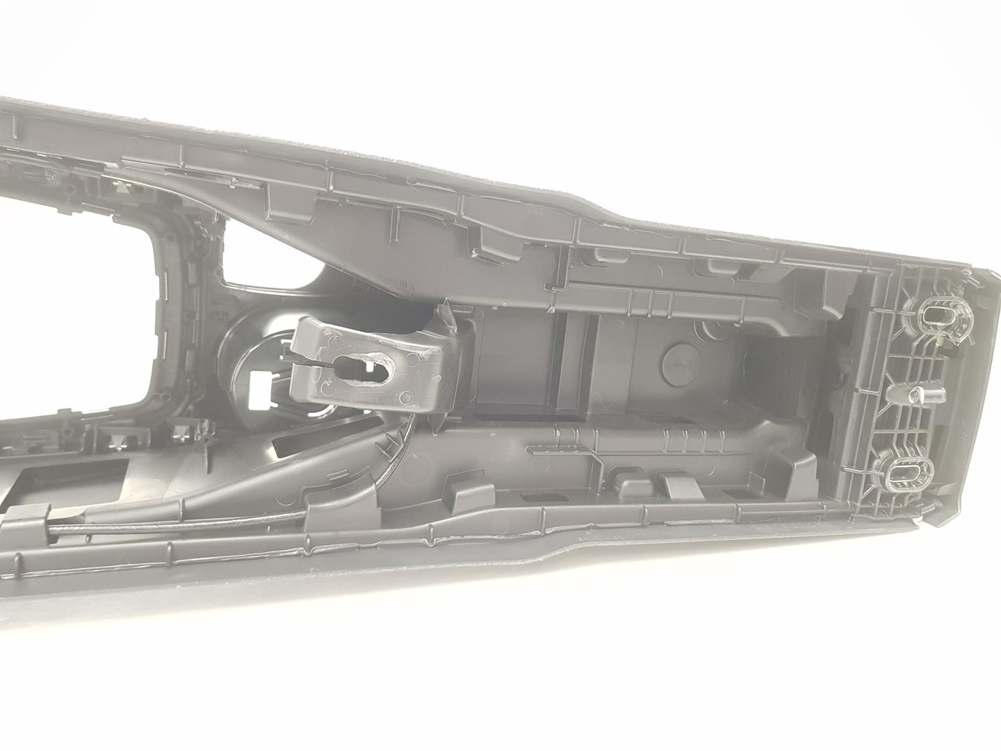 MERCEDES-BENZ A-Class W176 (2012-2018) Підлокітник A1766801250,A1766801350 24879342