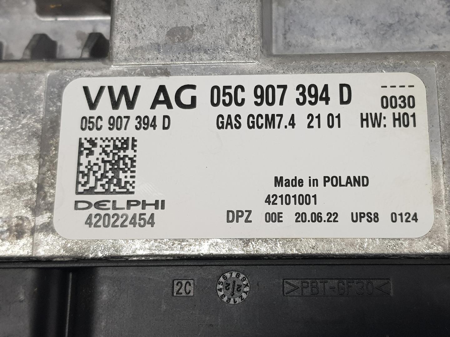 SEAT Alhambra 2 generation (2010-2021) Moottorin ohjausyksikkö ECU 05C907394D,05C907394D 21012418