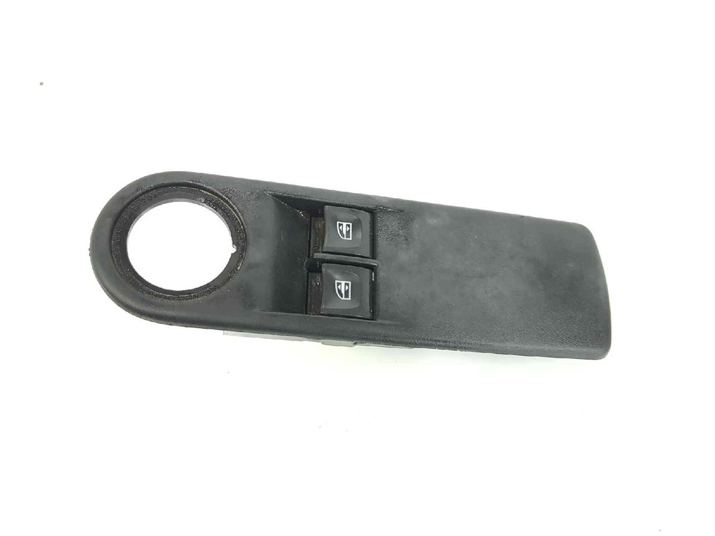 RENAULT Clio 3 generation (2005-2012) Front Left Door Window Switch 809611667R, 809611667R 19900261