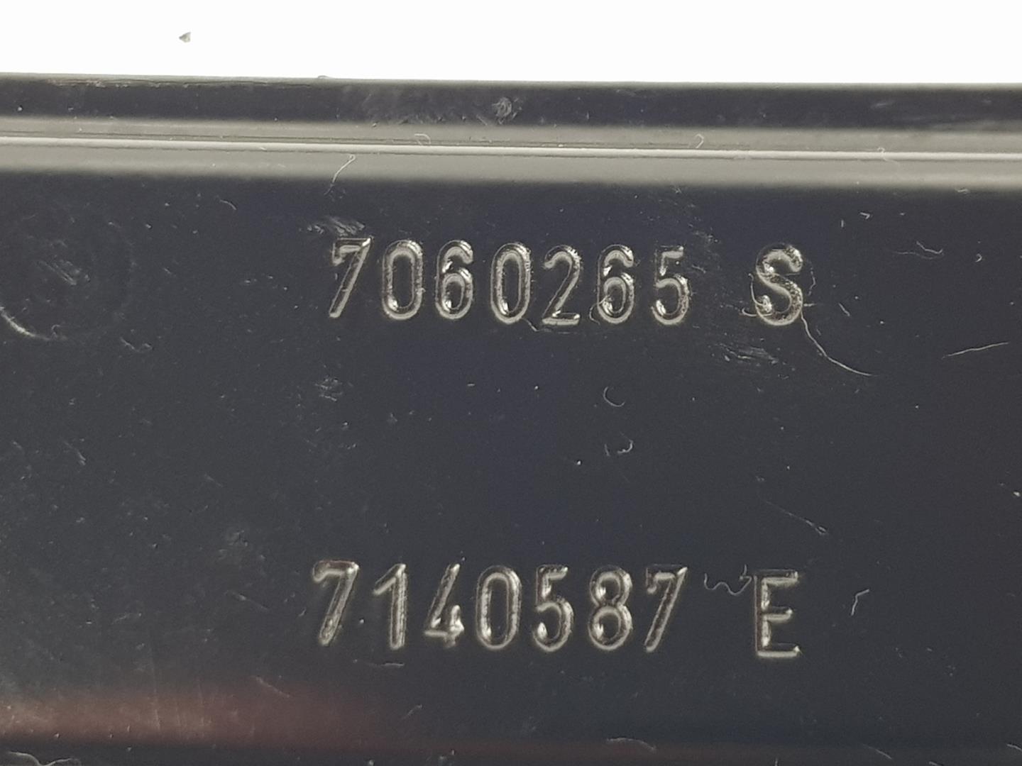 BMW 3 Series E90/E91/E92/E93 (2004-2013) Priekinių dešinių durų stiklo pakelėjas 51337140588, 7140588, ELEVALUNASSINMOTOR 19931383