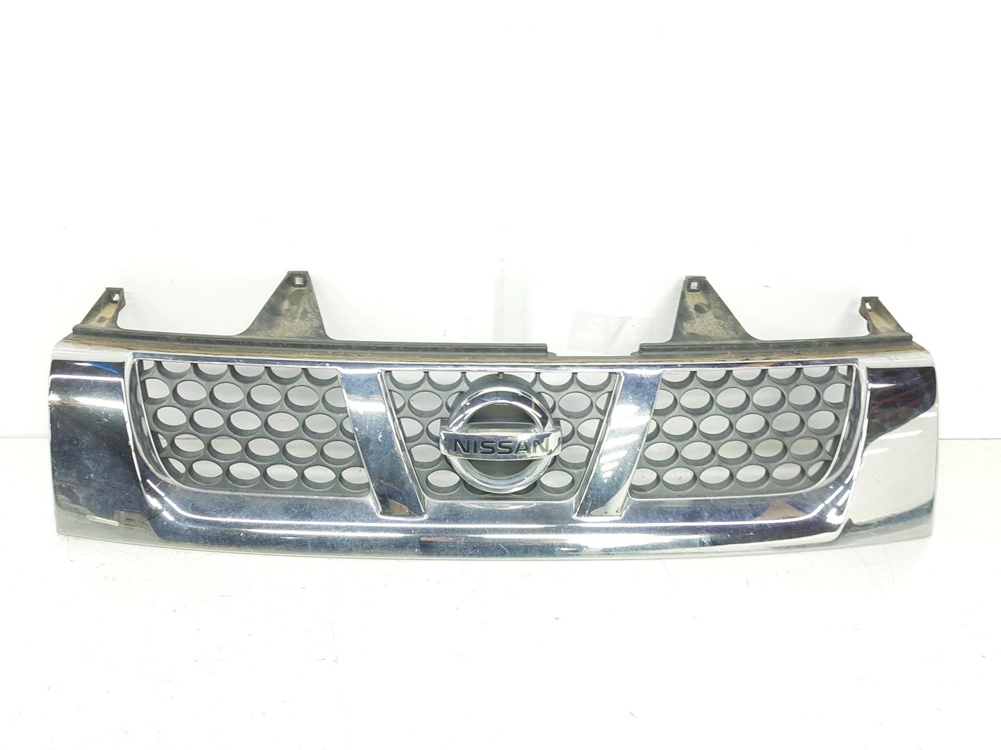 NISSAN Navara D22 (1997-2005) Priekinės radiatoriaus grotelės 0155305751,0155305751 19782049