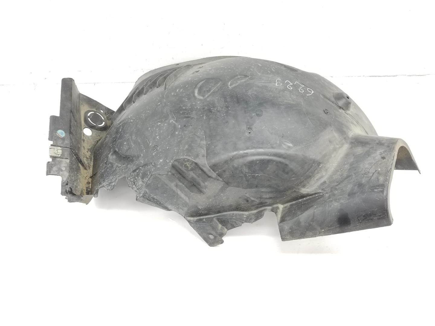 MERCEDES-BENZ C-Class W204/S204/C204 (2004-2015) Other Body Parts A2046905930, A2046905930 24186405