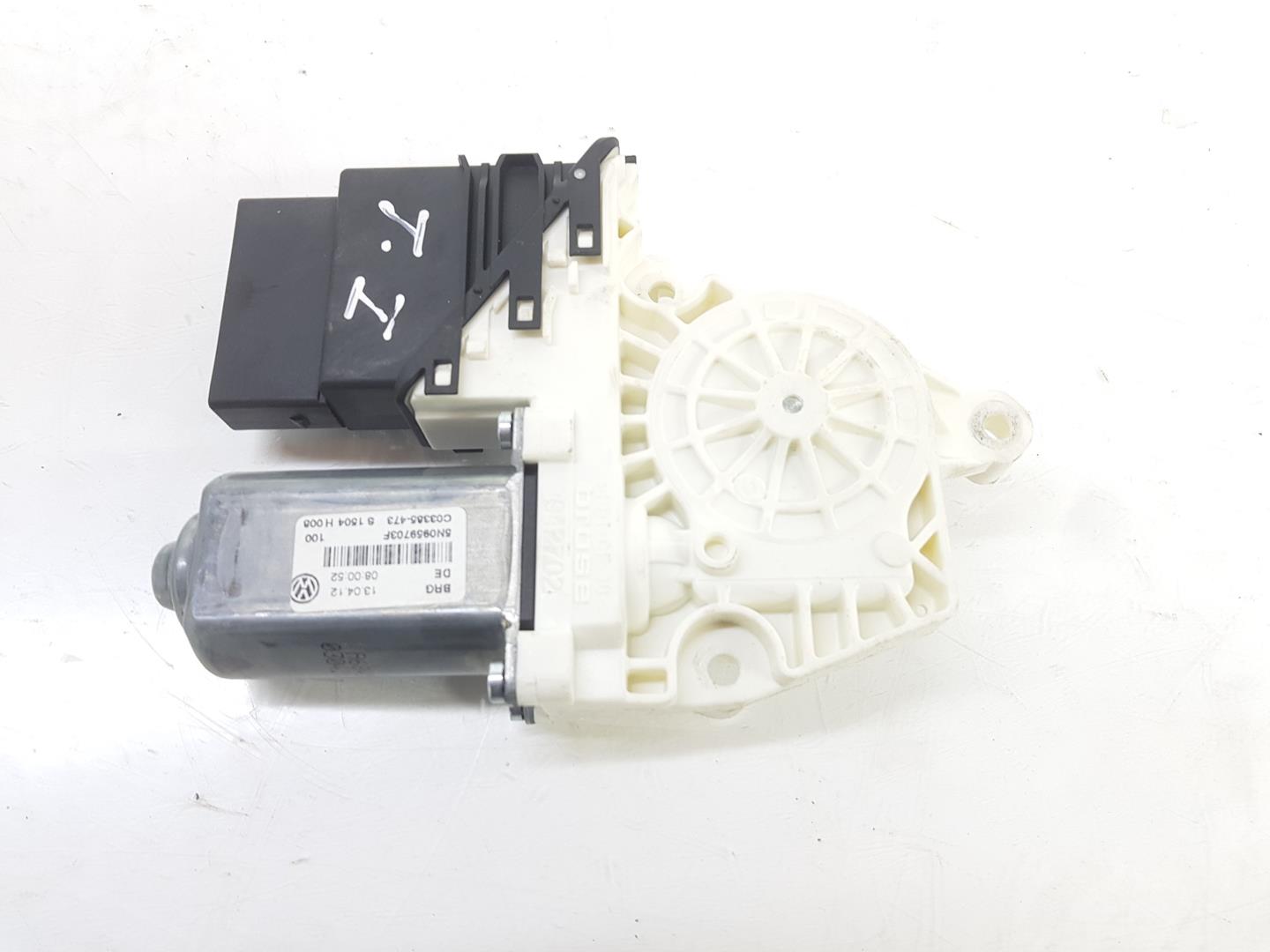 VOLKSWAGEN Tiguan 1 generation (2007-2017) Rear Left Door Window Control Motor 5N0959703F, 5N0959703F 19737134