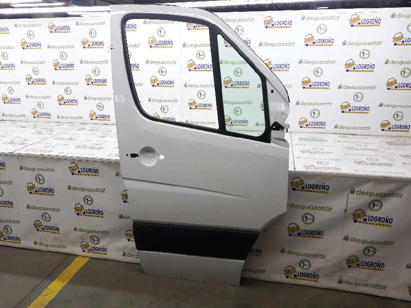 MERCEDES-BENZ Sprinter 2 generation (906) (2006-2018) Front Right Door A9067200105,BLANCA 19606979