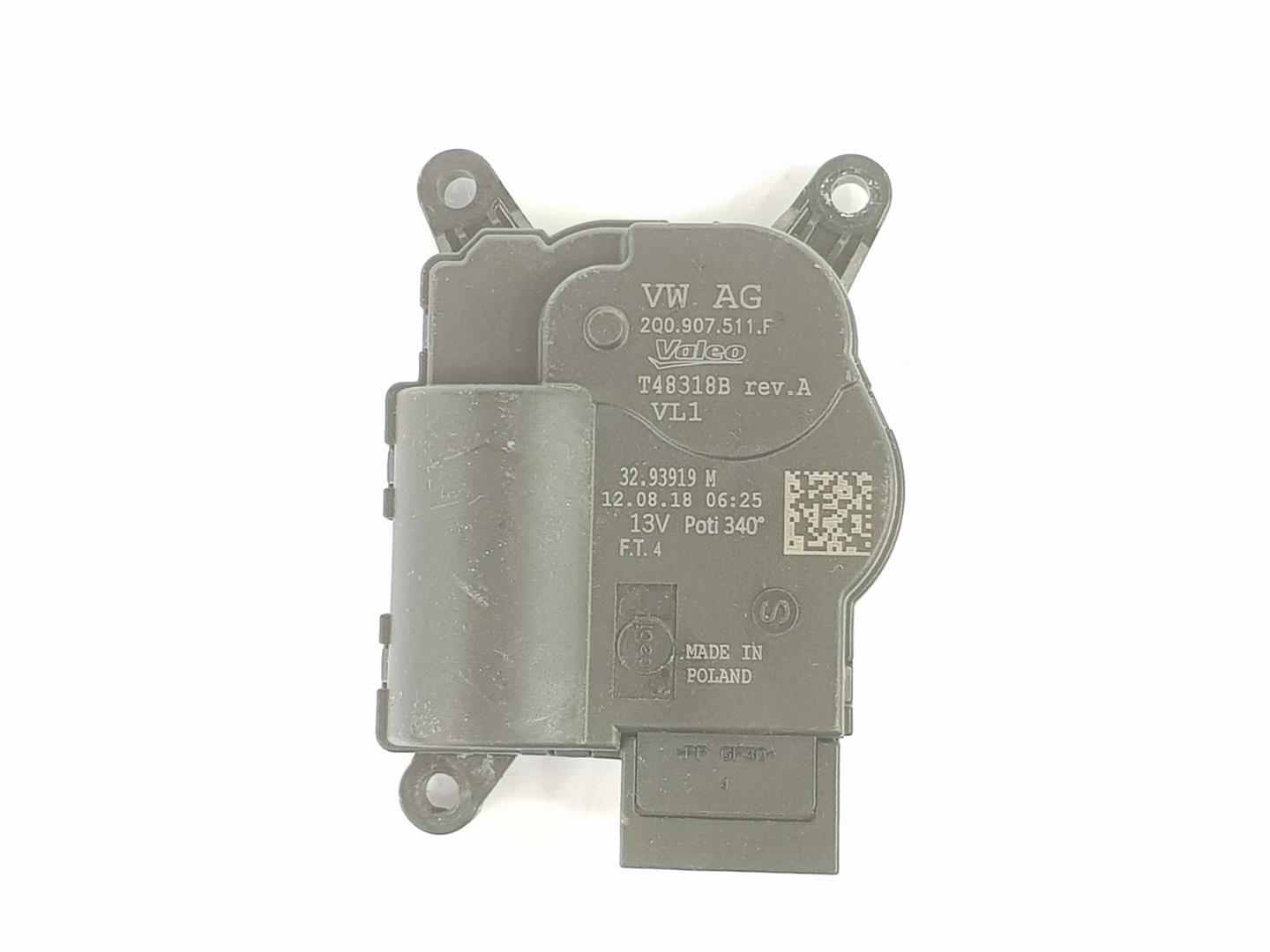 VOLKSWAGEN Tiguan 1 generation (2007-2017) Air Conditioner Air Flow Valve Motor 2Q0907511F, 2Q0907511F 24181403