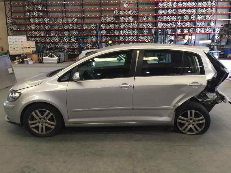 VOLKSWAGEN Golf Plus 2 generation (2009-2014) Aizmugurējo labo durvju ārējais rokturis 1K5837205, 1K5837205, GRIS 19873883