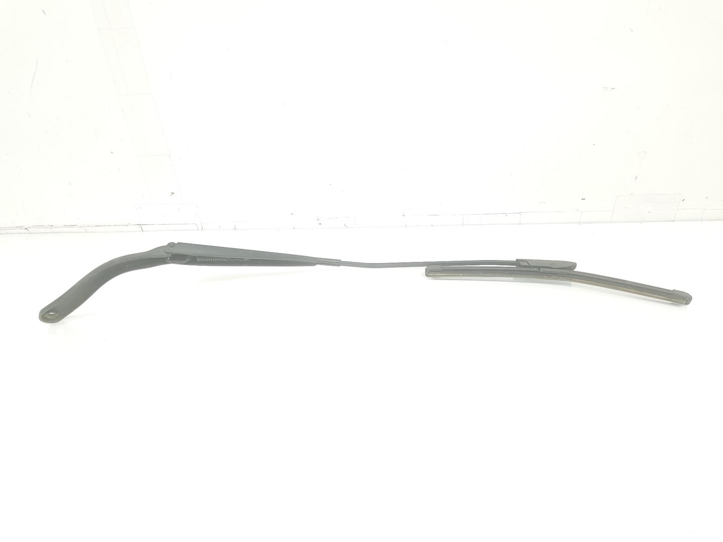 SMART Forfour 2 generation (2015-2023) Front Wiper Arms A4538240100, A4538240100 19913755