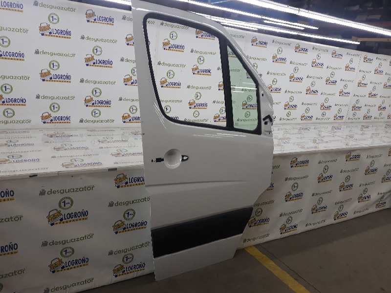 MERCEDES-BENZ Sprinter 2 generation (906) (2006-2018) Front Right Door A9067200105,A9067200105,BLANCO 24548233