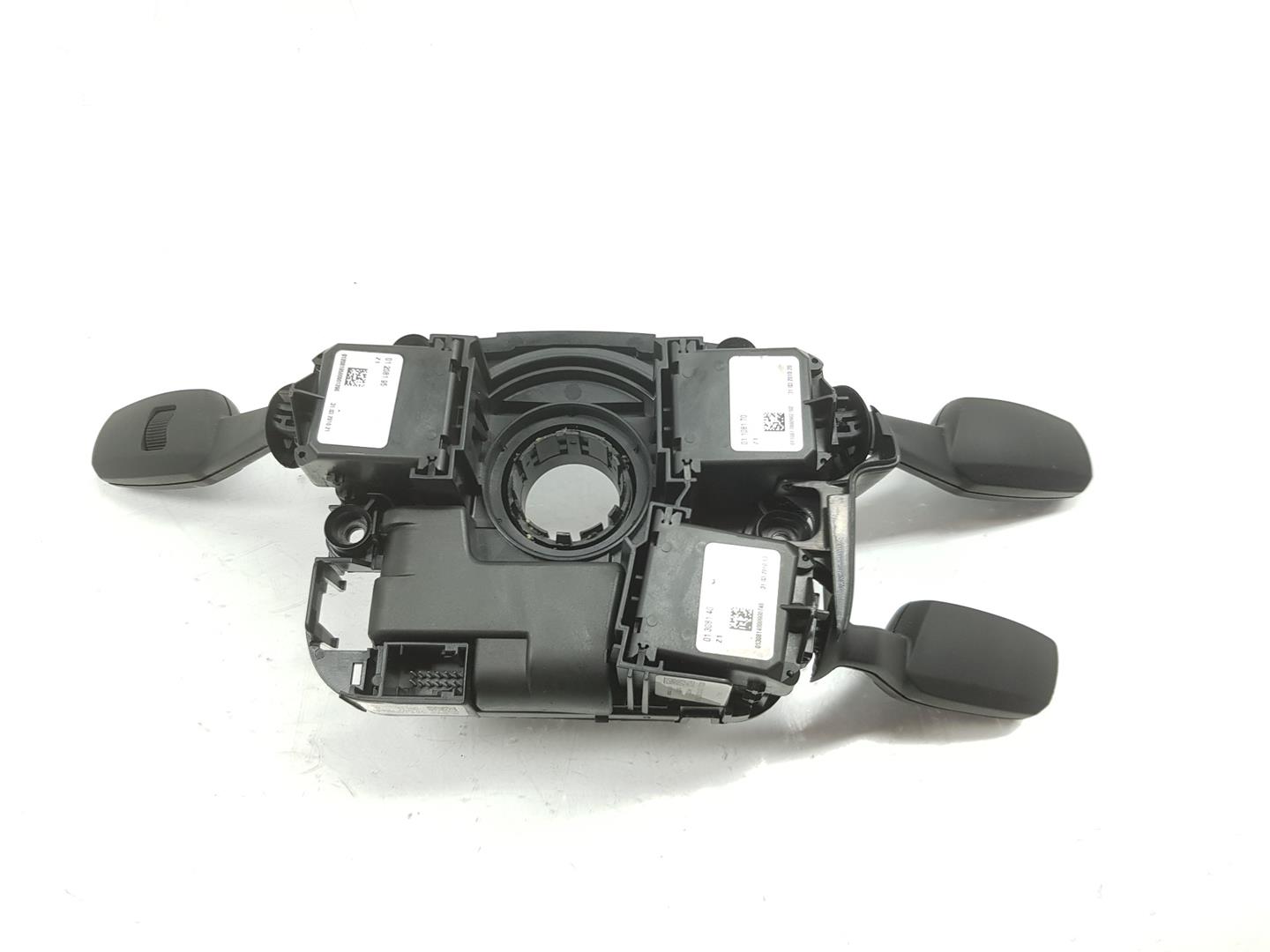 BMW 3 Series E90/E91/E92/E93 (2004-2013) Steering wheel buttons / switches 61319123041, 9123041 19927792