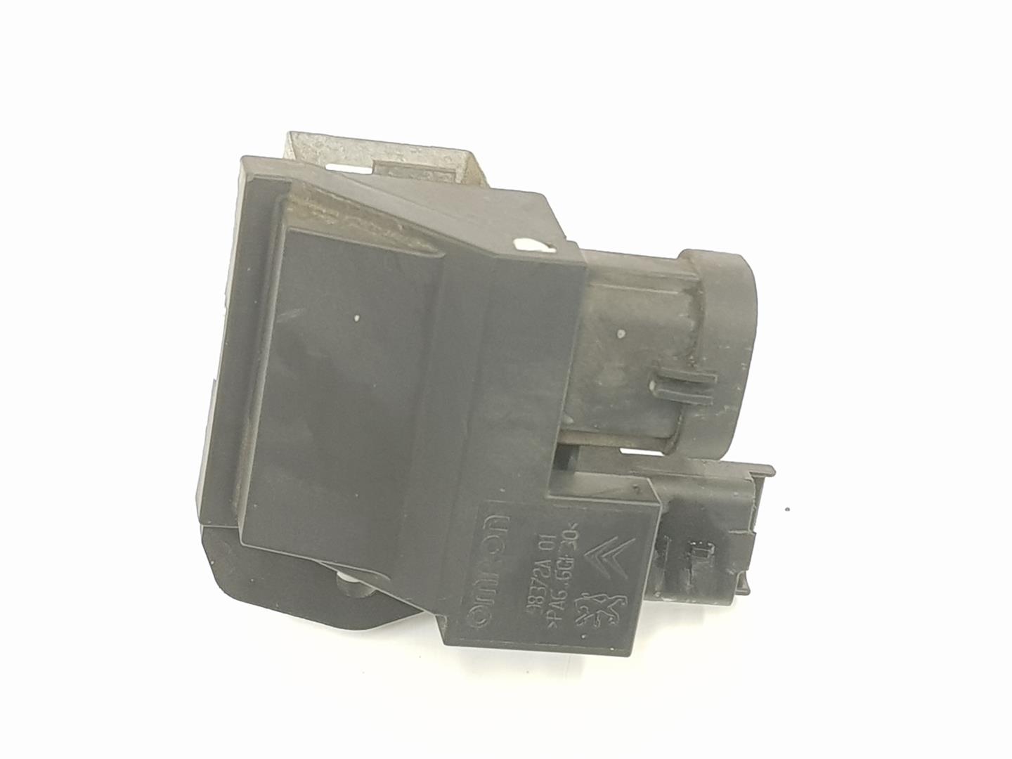 CITROËN C3 1 generation (2002-2010) Fan Relay 98372A, 1267J6 25350193