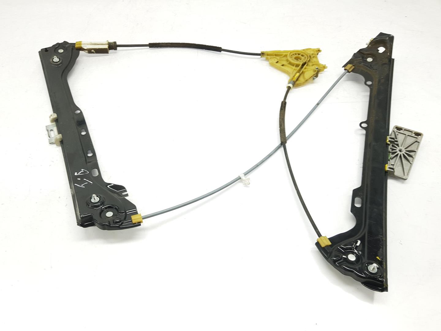 BMW 3 Series E90/E91/E92/E93 (2004-2013) Lève-vitre de porte avant gauche 7119201, 51337193455 23894316