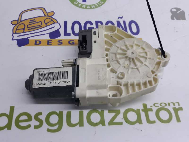 LAND ROVER Range Rover Sport 1 generation (2005-2013) Motor de control geam ușă dreapta față LR015450,CUR000141 19606217