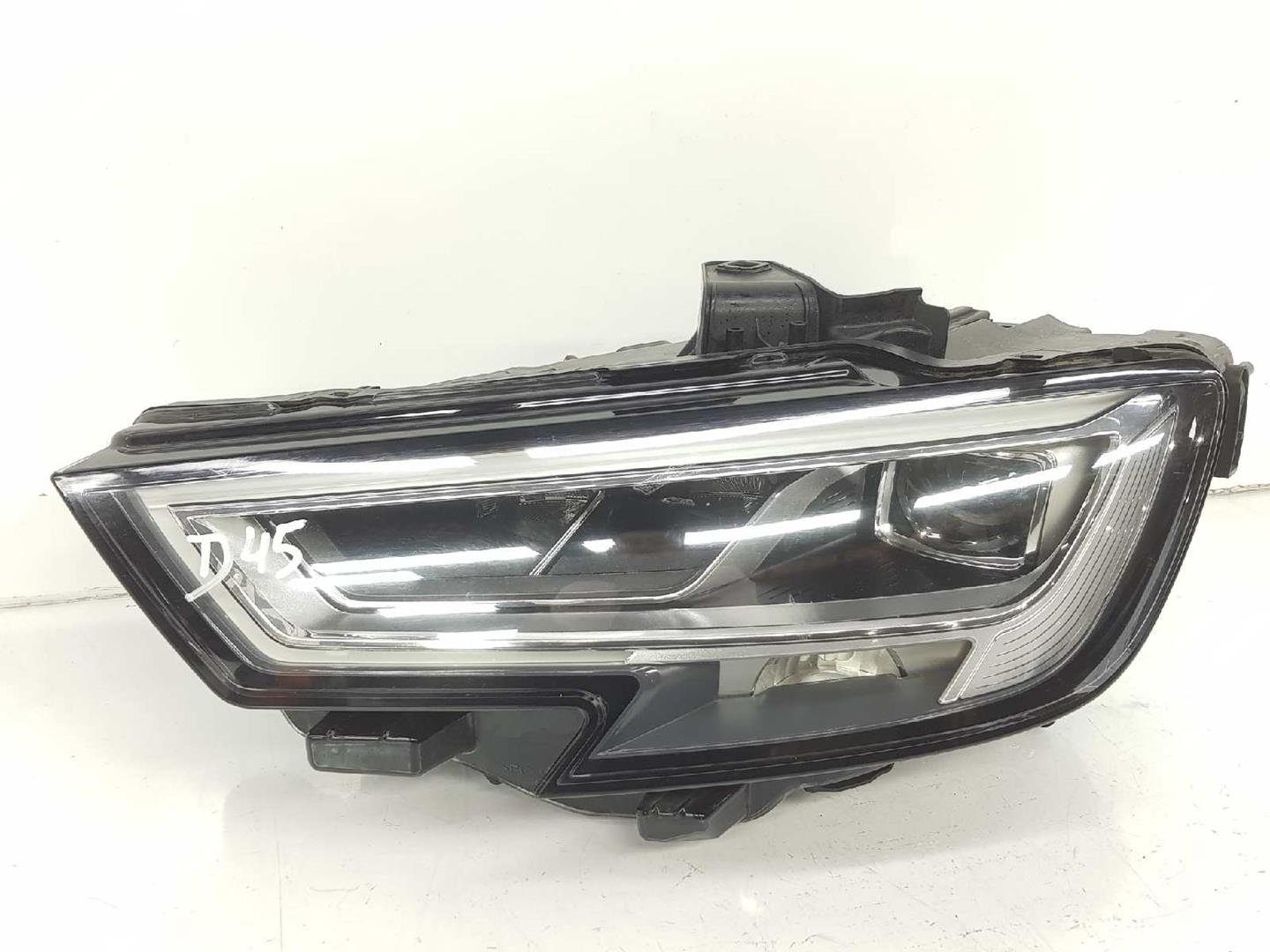 AUDI A3 8V (2012-2020) Priekinis kairys žibintas 8V0941033C, LED 25358029