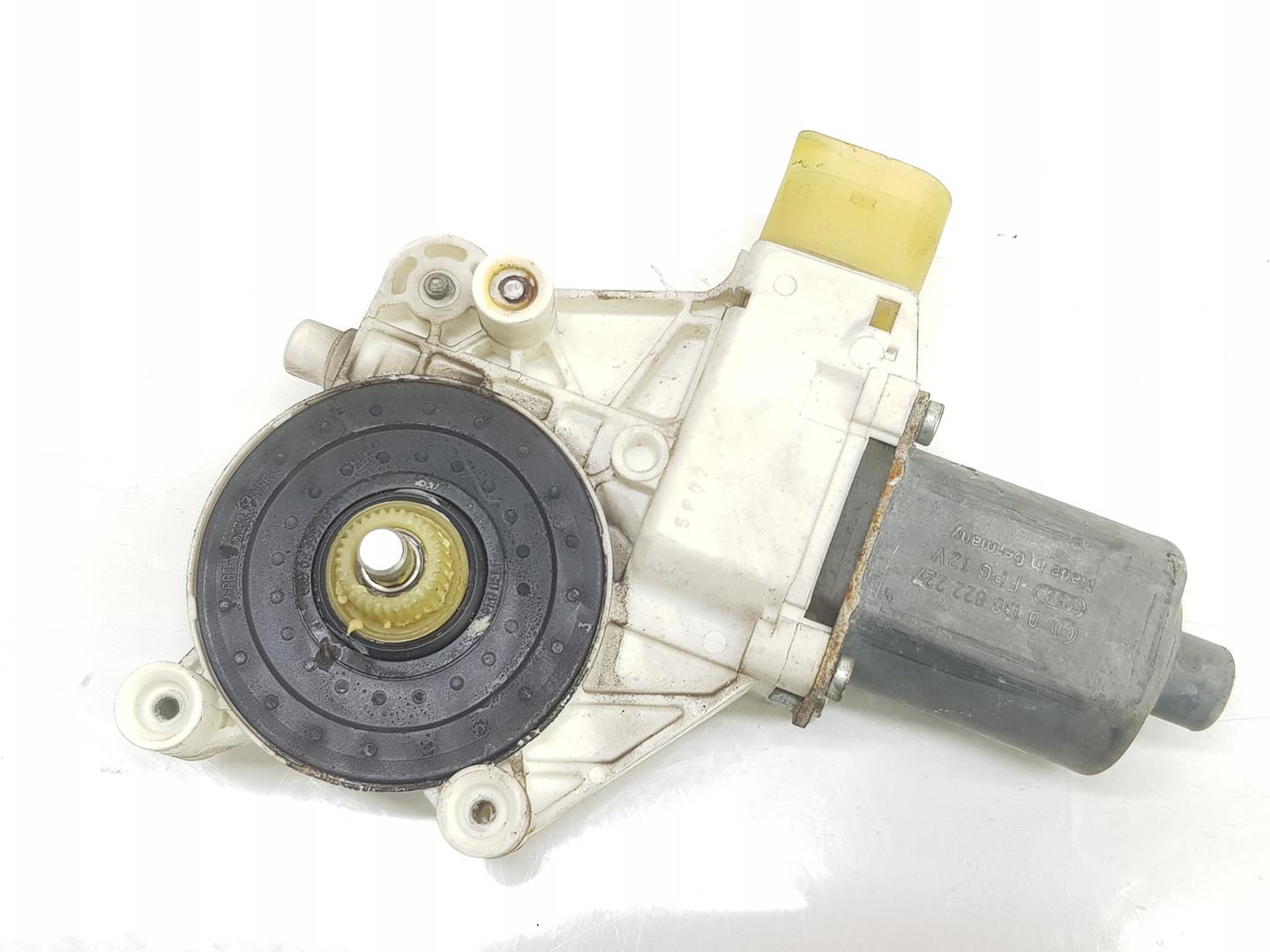 BMW 1 Series F20/F21 (2011-2020) Moteur de commande de vitre de porte avant droite 67626927028, 67626927028 19858218