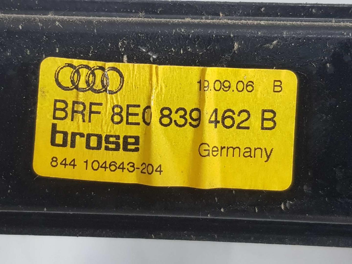 AUDI A4 B6/8E (2000-2005) Lève-vitre de porte arrière droite 8E0839462B, 8E0839462C, 844104643204 19723417