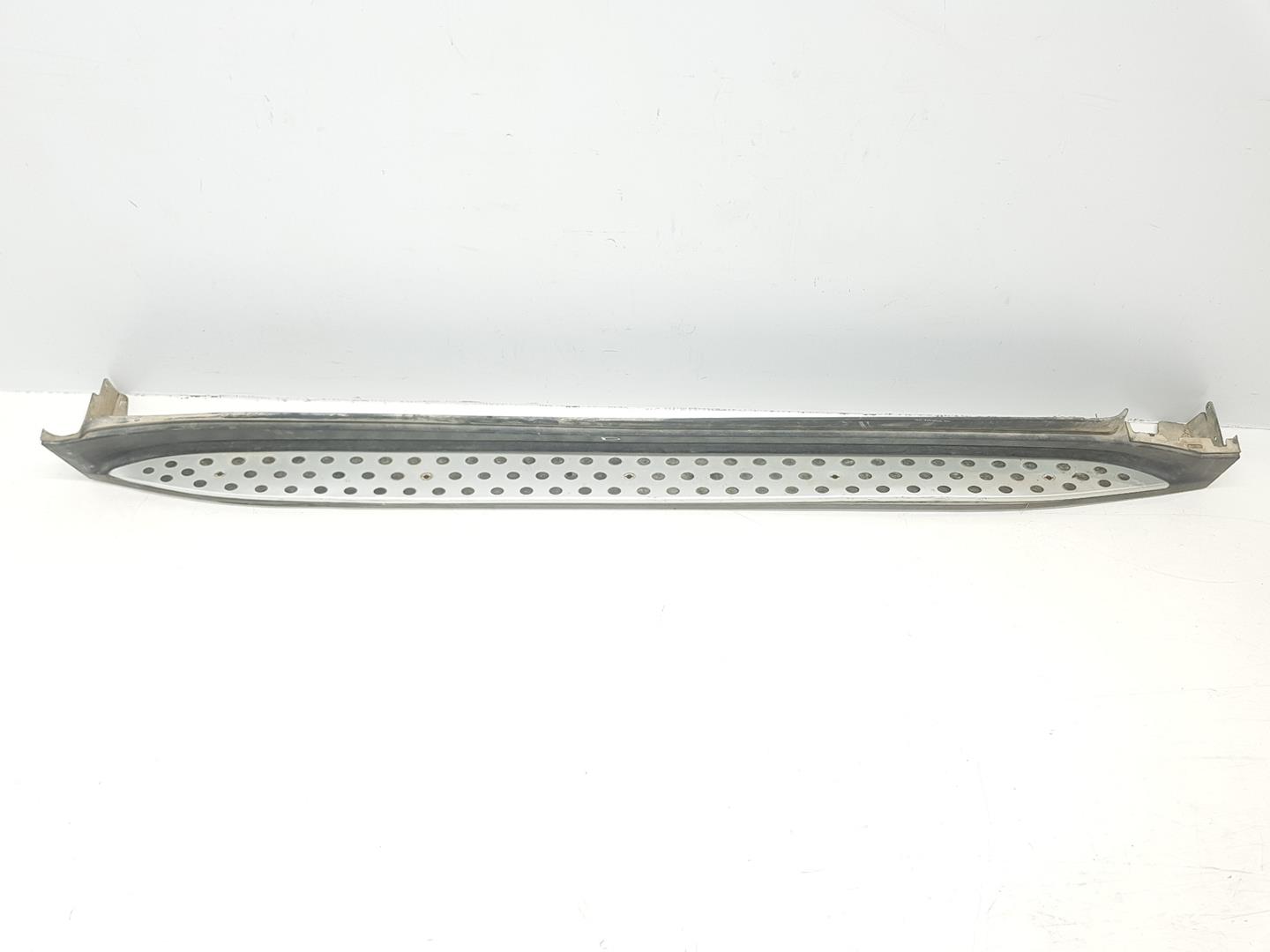 MERCEDES-BENZ M-Class W164 (2005-2011) Citas virsbūves detaļas A1646900610, A1646900610 19883423