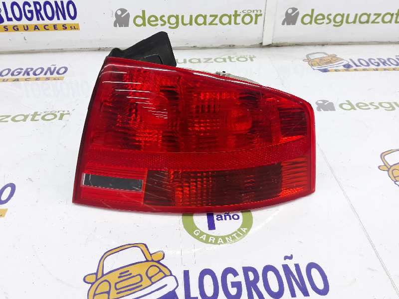 AUDI A4 B6/8E (2000-2005) Rear Right Taillight Lamp 8E5945096 23778121