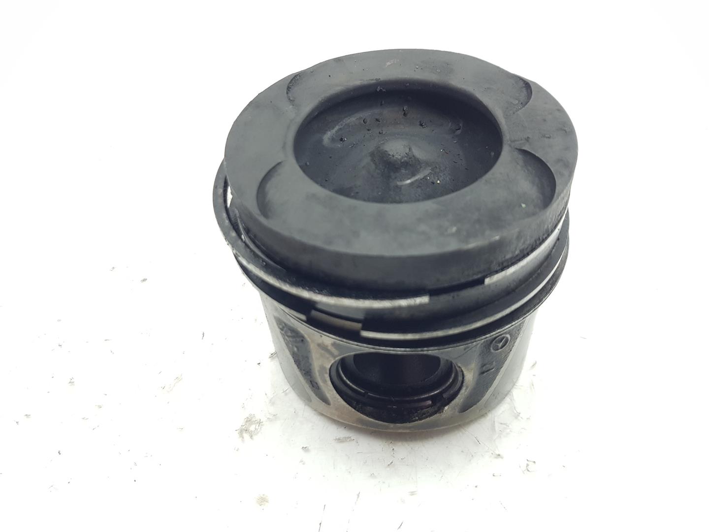 MERCEDES-BENZ M-Class W166 (2011-2015) Piston A6510302017, PISTON651960 24133819