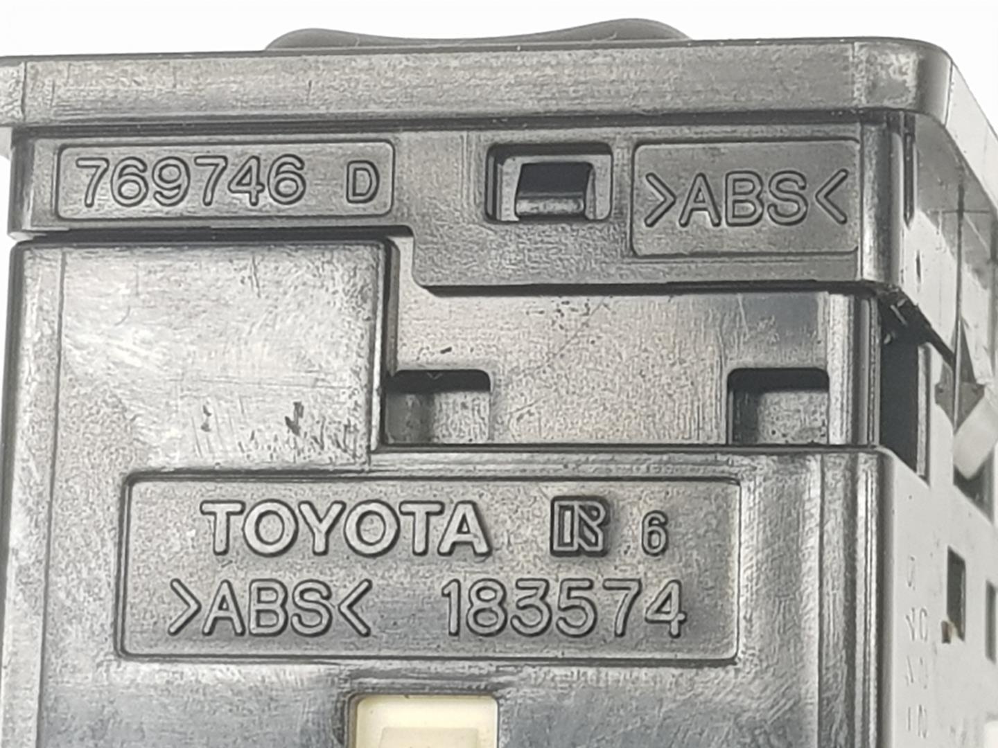 TOYOTA Yaris 3 generation (2010-2019) Alte unități de control 848700F010,848700F010 21336802