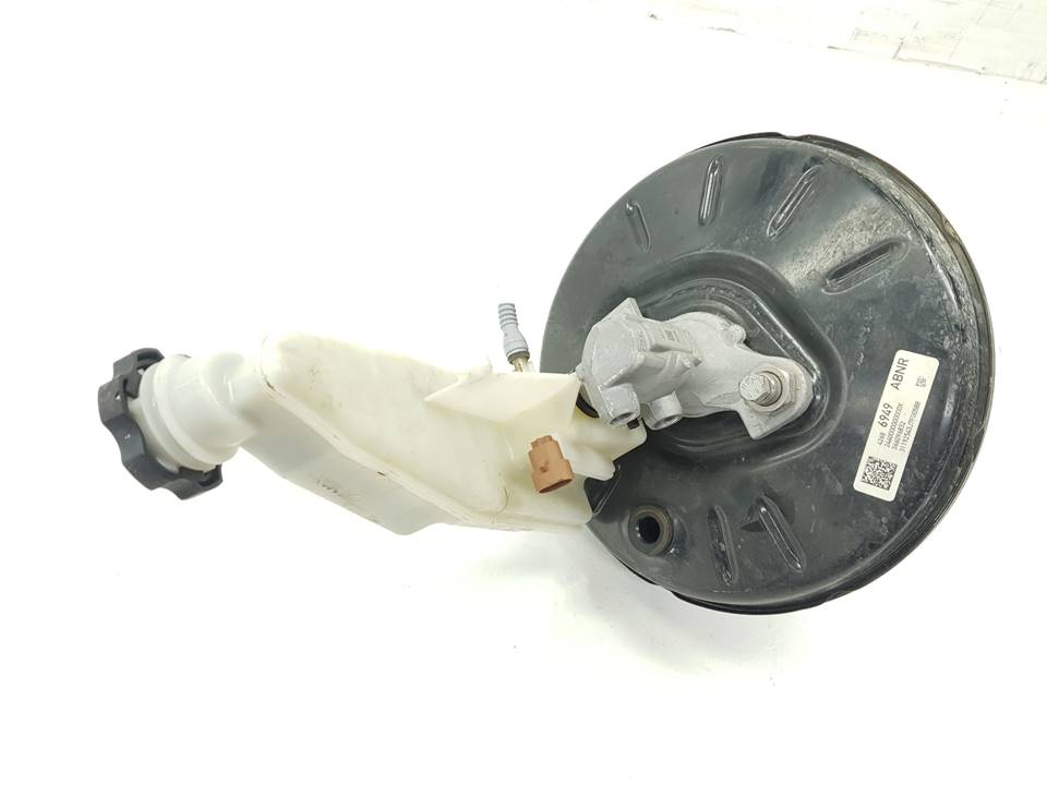 Servofreno 42686949 de Opel Astra k berlina 5p 2015-2019 - pieza usada