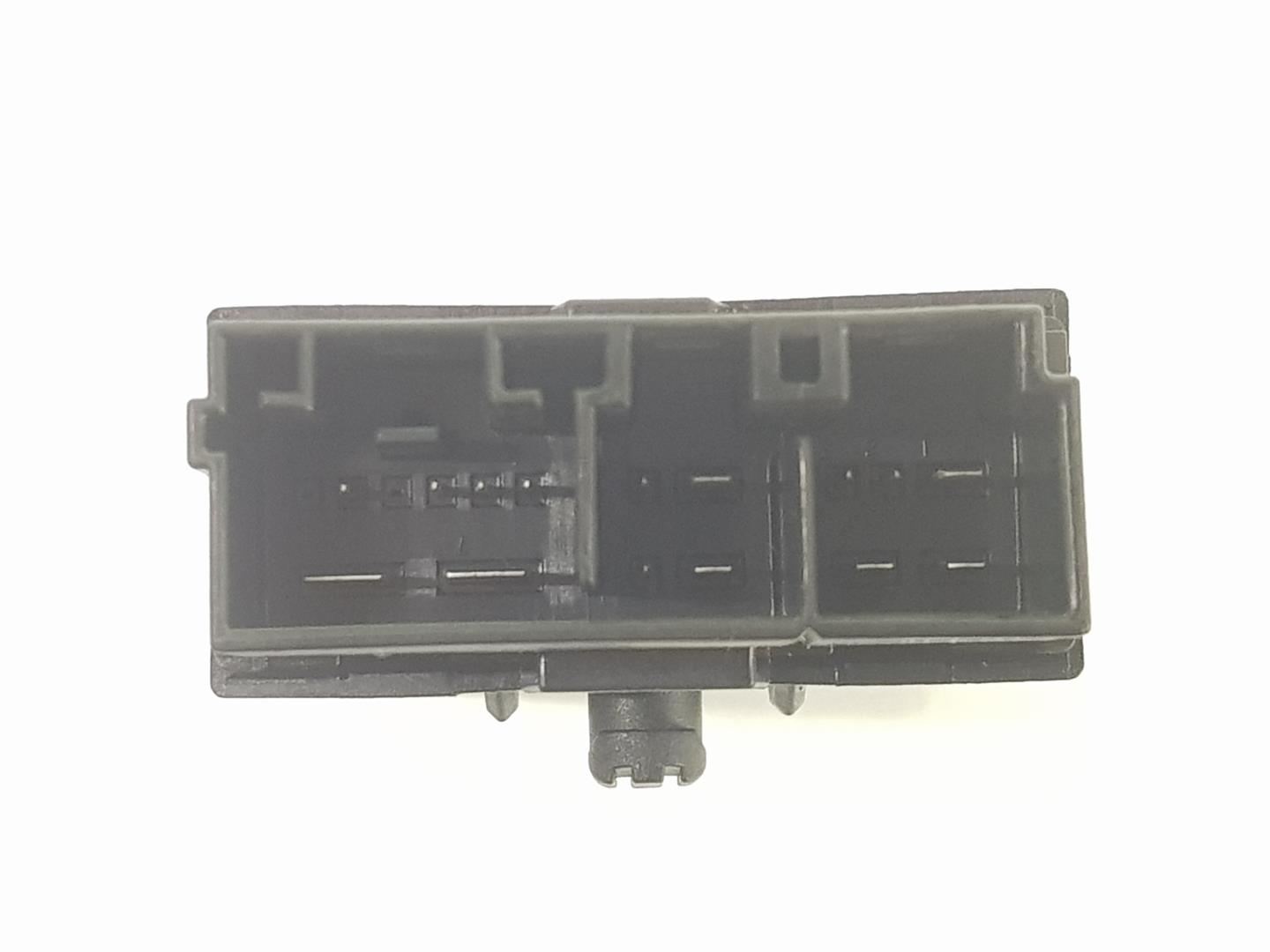 BMW 3 Series E90/E91/E92/E93 (2004-2013) Other Control Units 61359167237, 61359216128 19910587