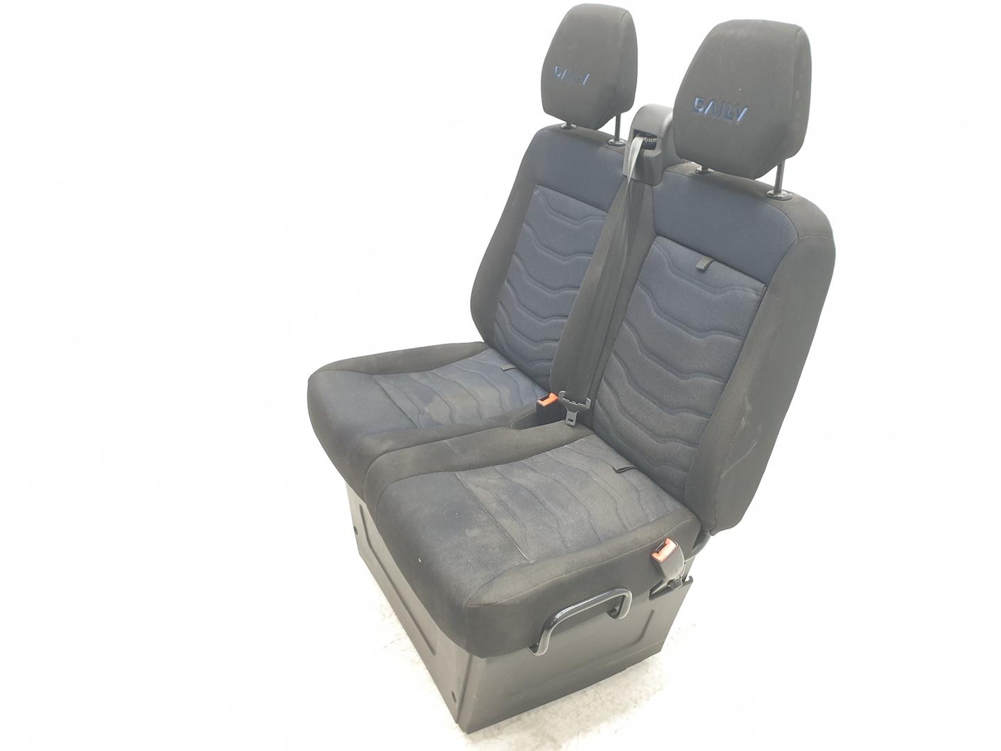 IVECO Daily Front Right Seat ENTELA, MANUAL 24250147