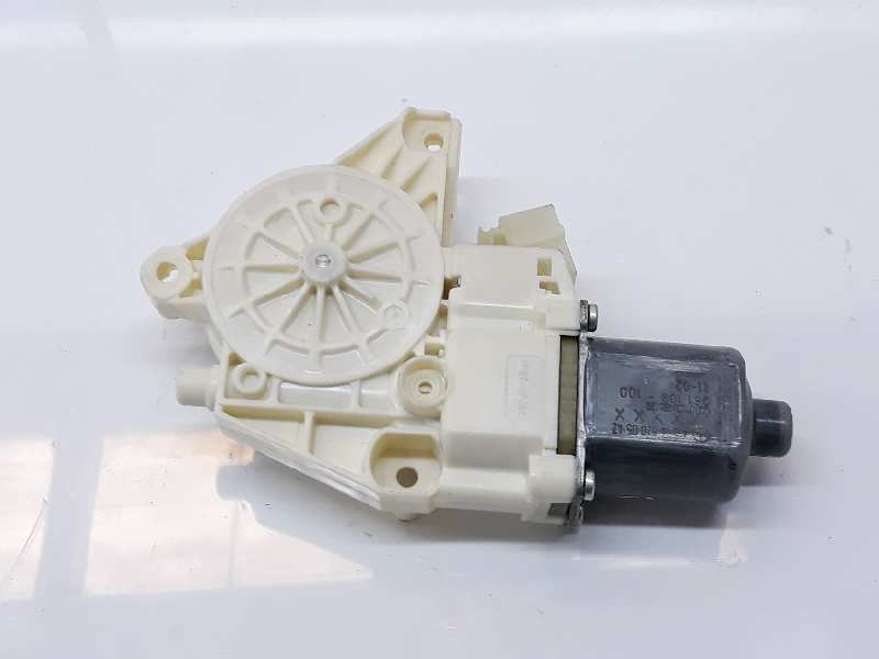 MERCEDES-BENZ C-Class W204/S204/C204 (2004-2015) Rear Left Door Window Control Motor A2048200542, 961109100, 0130822505 19638293