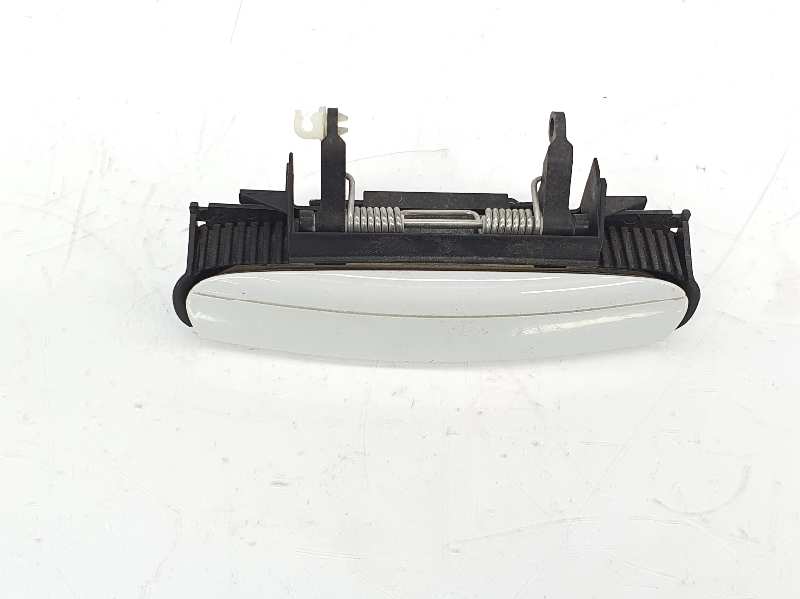 SEAT Exeo 1 generation (2009-2012) Front Right Door Exterior Handle 8P0837207, 8P0837207, COLORBLANCOS9R 19691465