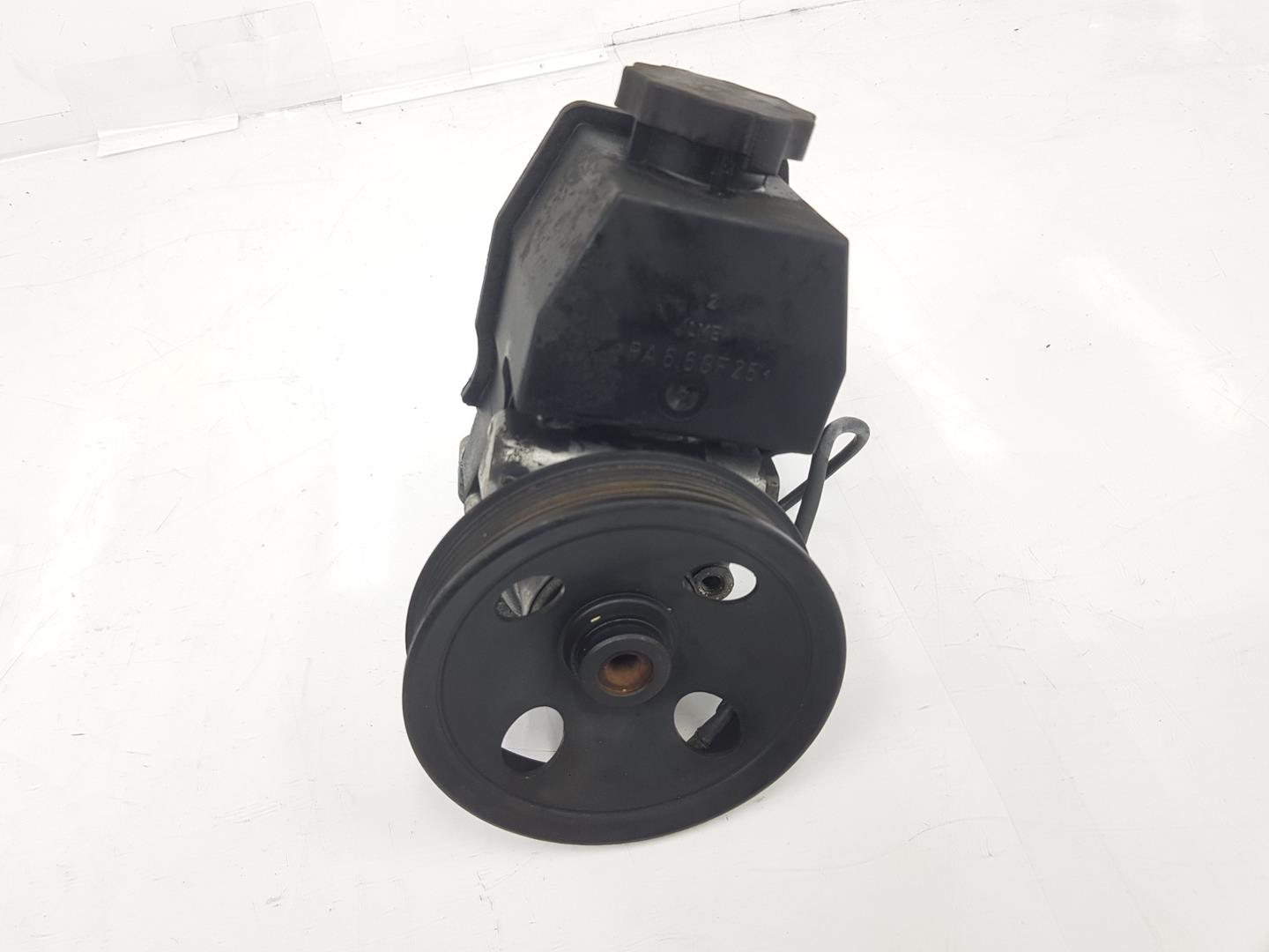 MERCEDES-BENZ C-Class W203/S203/CL203 (2000-2008) Power Steering Pump 0024668301 19821316