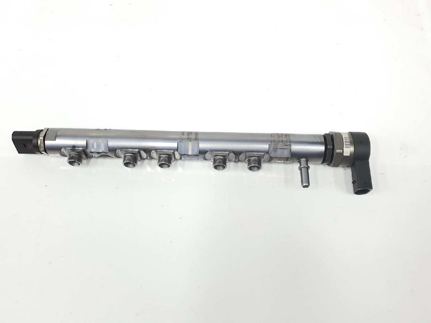 BMW 1 Series E81/E82/E87/E88 (2004-2013) Fuel Rail 780165601, 0445214134, 780165601 19734048