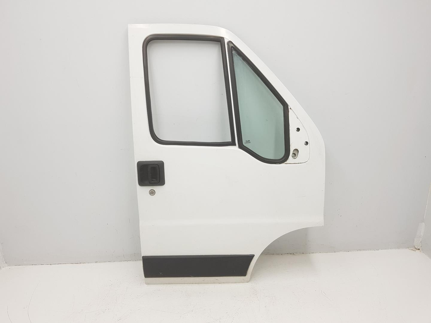 FIAT Ducato Передняя правая дверь 1331432080,1331432080,COLORBLANCO 22734016