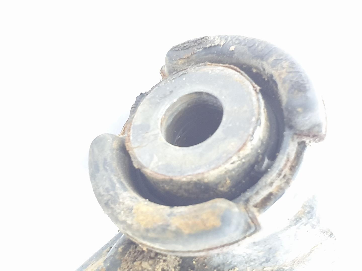 Brazo de la suspensión inferior trasero derecho 306DT LR051592 de Land rover Discovery 4 2009-2016 245 CV - pieza usada