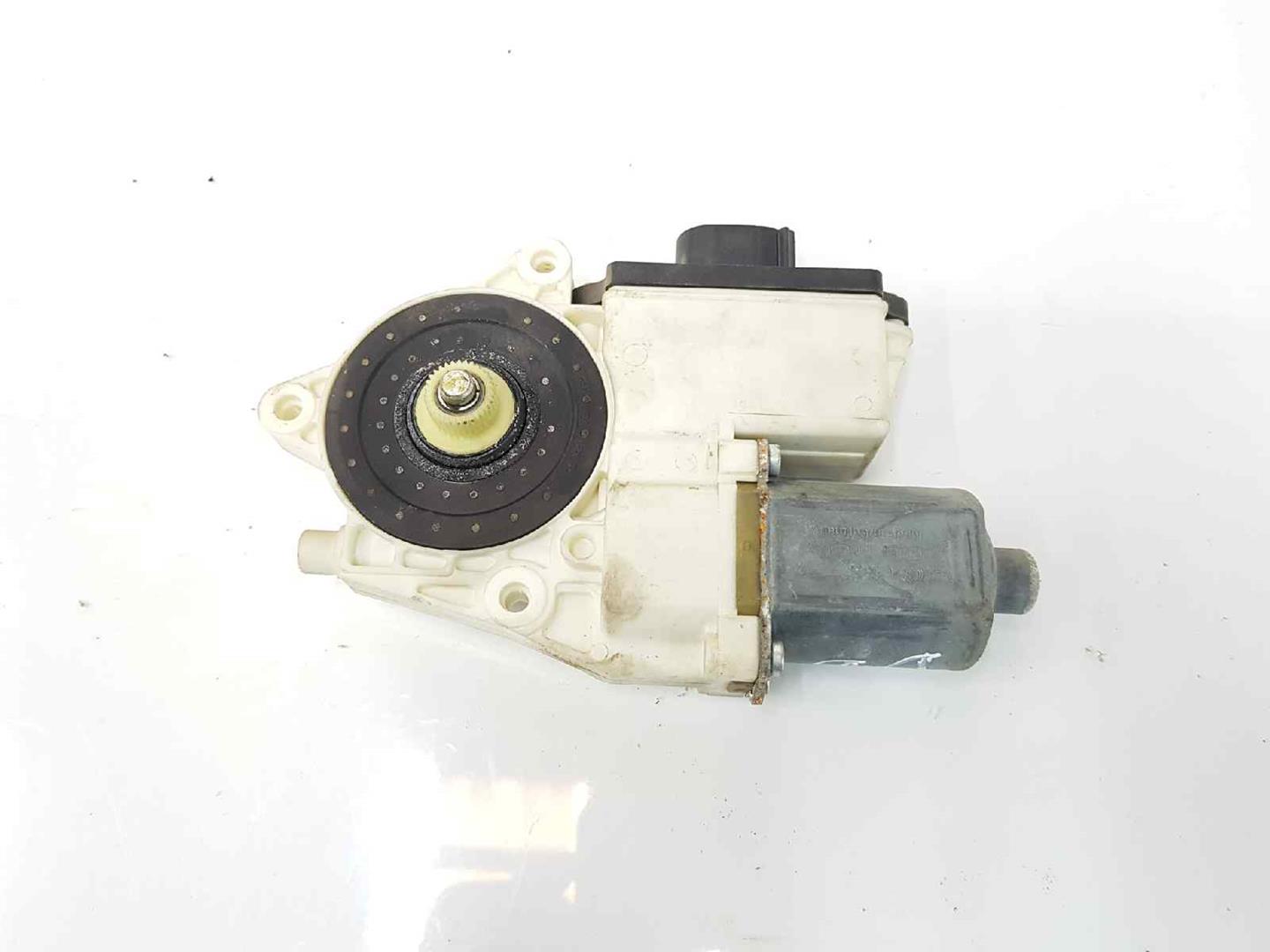 BMW X3 E83 (2003-2010) Front Right Door Window Control Motor 6925964,67626925964 19656507