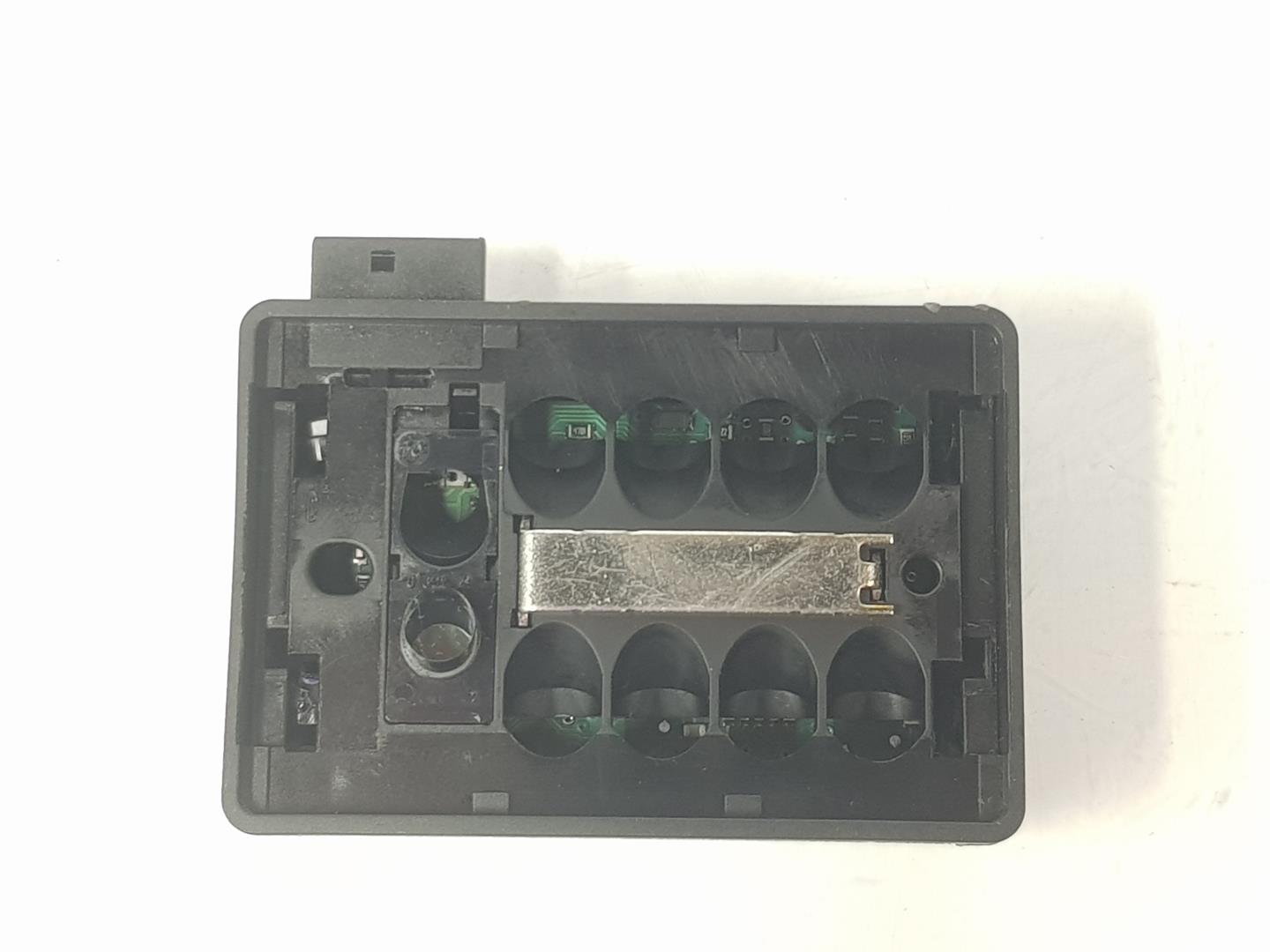 BMW 5 Series E60/E61 (2003-2010) Other Control Units 61356947845, 6947845, SENSORDELLUVIAYLUZ 19863622