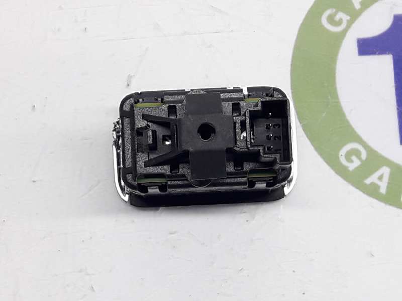 MERCEDES-BENZ A-Class W176 (2012-2018) Front Right Door Window Switch A2049058102, 1669054300 19640565