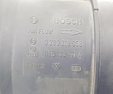 Caudalímetro de Audi A4 b6 (8e2) 2000-2004 06B133471A