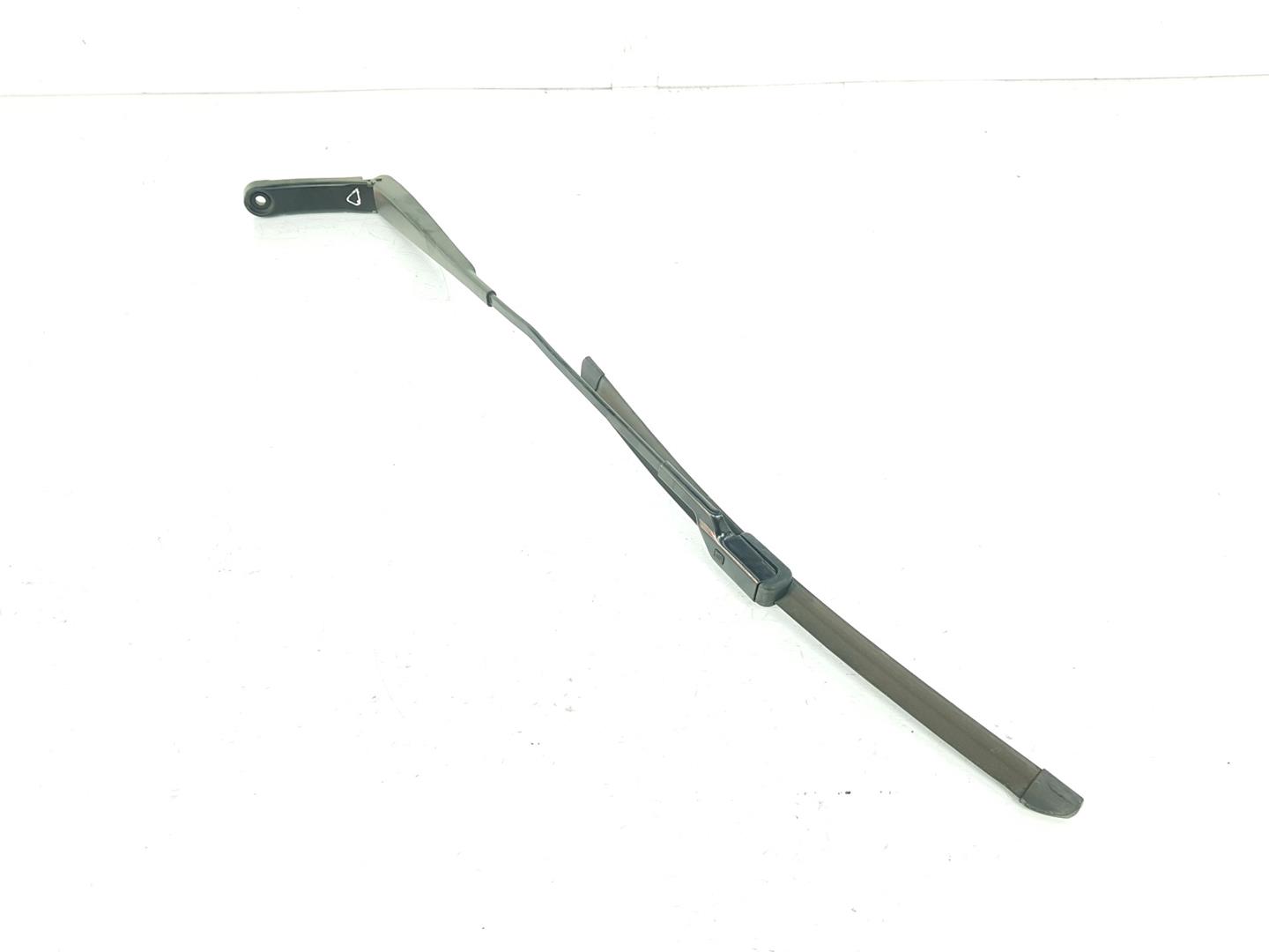SEAT Cordoba 2 generation (1999-2009) Front Wiper Arms 8P1955408A, 8P1955408A 19700311