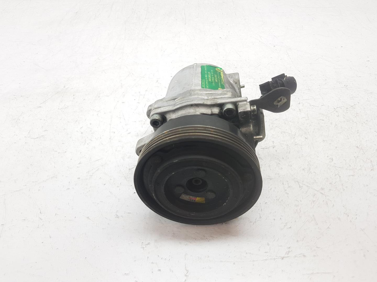 BMW 3 Series E36 (1990-2000) Помпа кондиціонера 64528385714,8385714 21455351