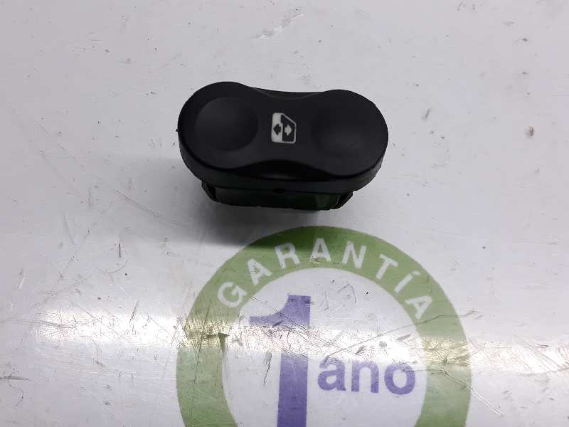 DACIA Sandero 1 generation (2008-2012) Front Right Door Window Switch 8200602227,602227,8200602227 24059787