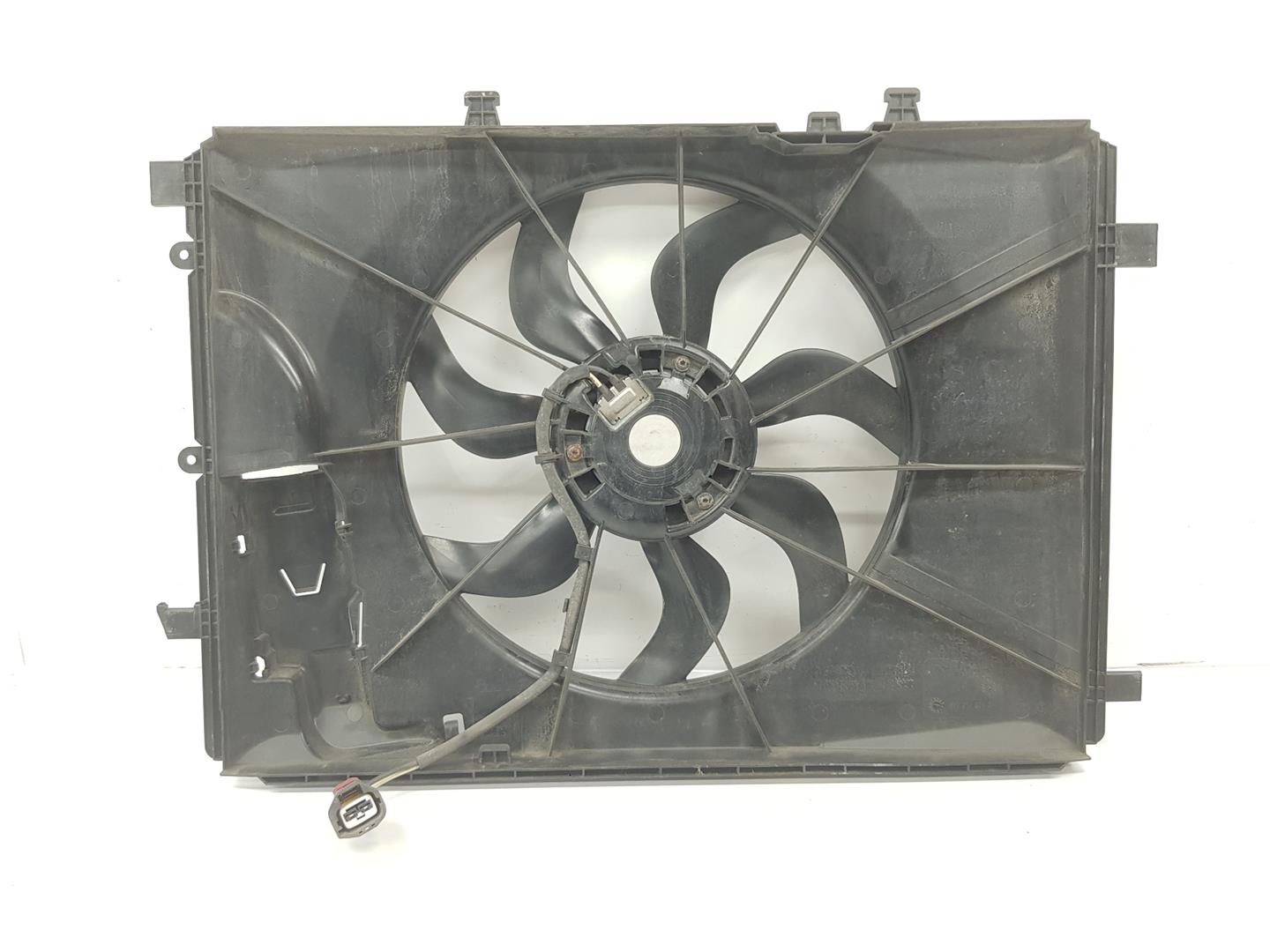 MERCEDES-BENZ A-Class W176 (2012-2018) Ventilateur diffuseur A2465000093, 2465000093 19718362