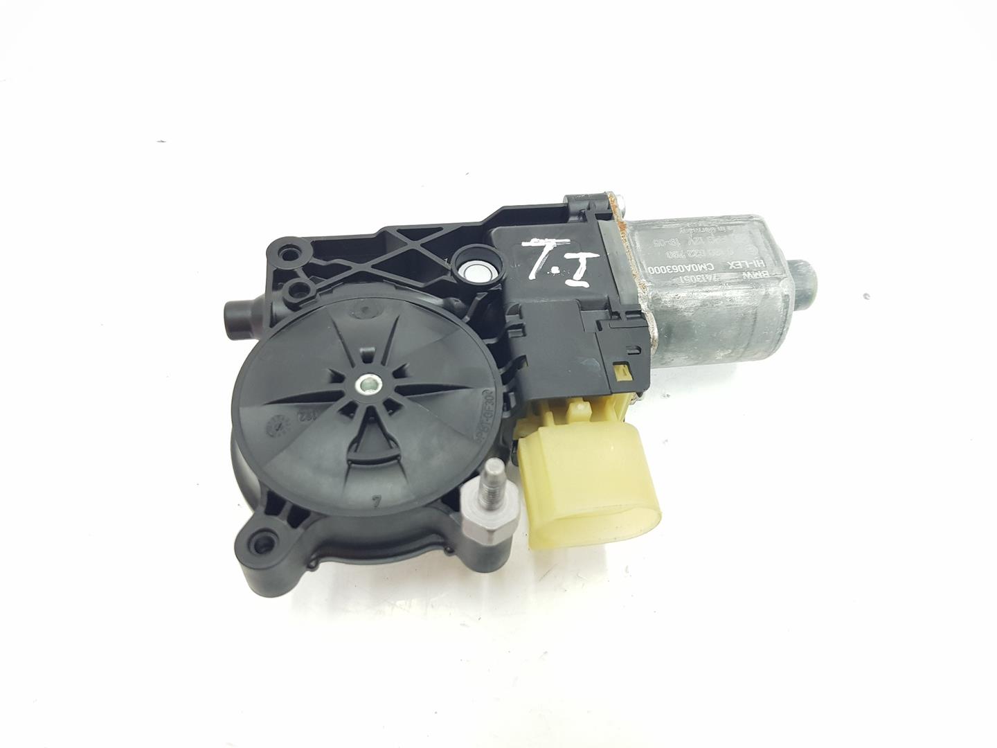 MINI Cooper R56 (2006-2015) Moteur de commande de vitre de porte arrière gauche 7413051, 67627413051, 1212CD 19827116