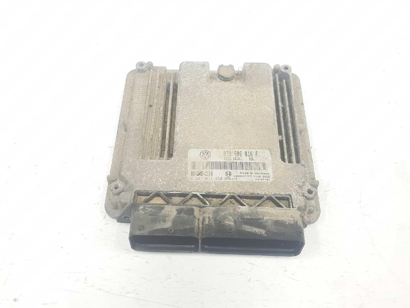 VOLKSWAGEN Touareg 1 generation (2002-2010) Engine Control Unit ECU 070997016F,070997016F 19720668