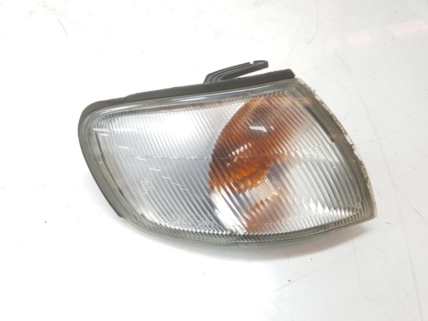 NISSAN Almera N15 (1995-2000) Höger framskärm Blinkers 261301N025, 261301N025 21076303