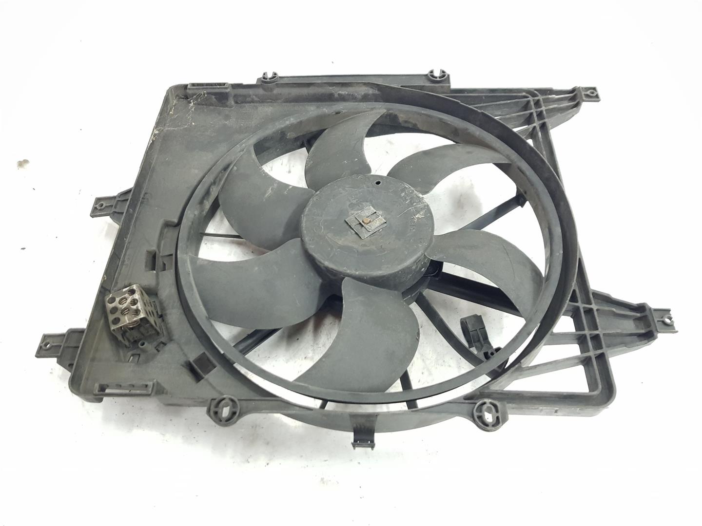 RENAULT Kangoo 1 generation (1998-2009) Difuzorový ventilátor 8200394646,5020463 19808321