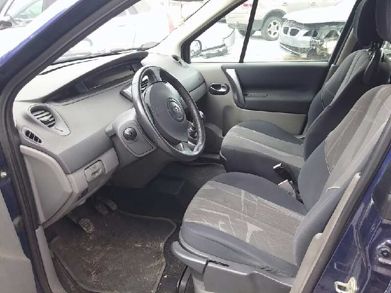 RENAULT Scenic 2 generation (2003-2010) Bal első ajtó 7751477221,7751477221,AZULOSCURO 19668082